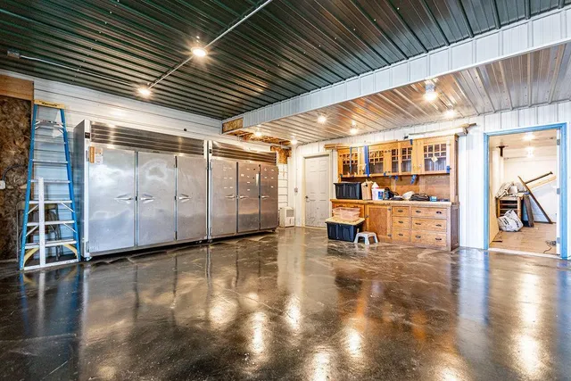 $1,800,000 | 16385 310th Street, Center City, MN 55012