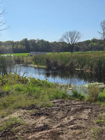 $1,800,000 | 16385 310th Street, Center City, MN 55012