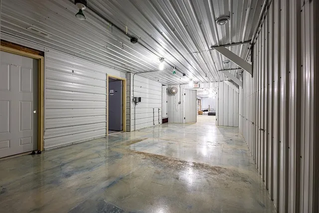 $1,800,000 | 16385 310th Street, Center City, MN 55012