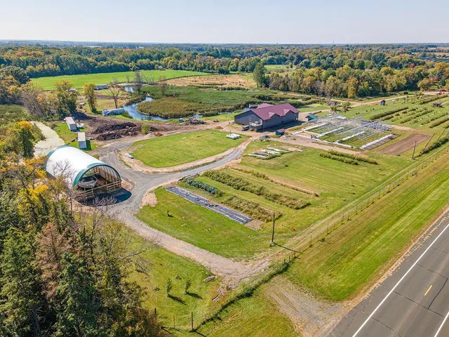 $1,800,000 | 16385 310th Street, Center City, MN 55012