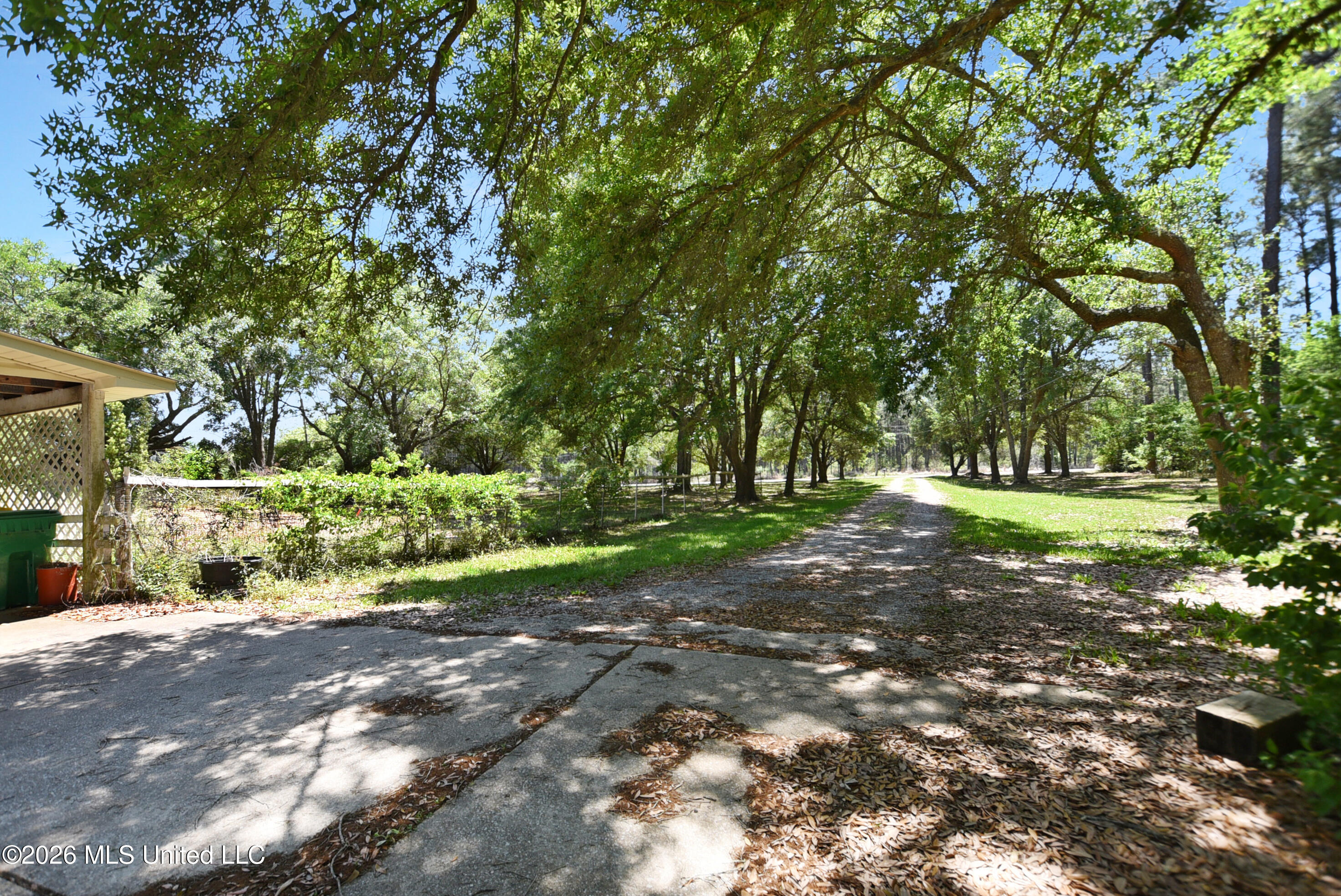 9107 Bayou Cumbest Road Moss Point, MS 39562 - Photo 7 of 25 DSC_0038