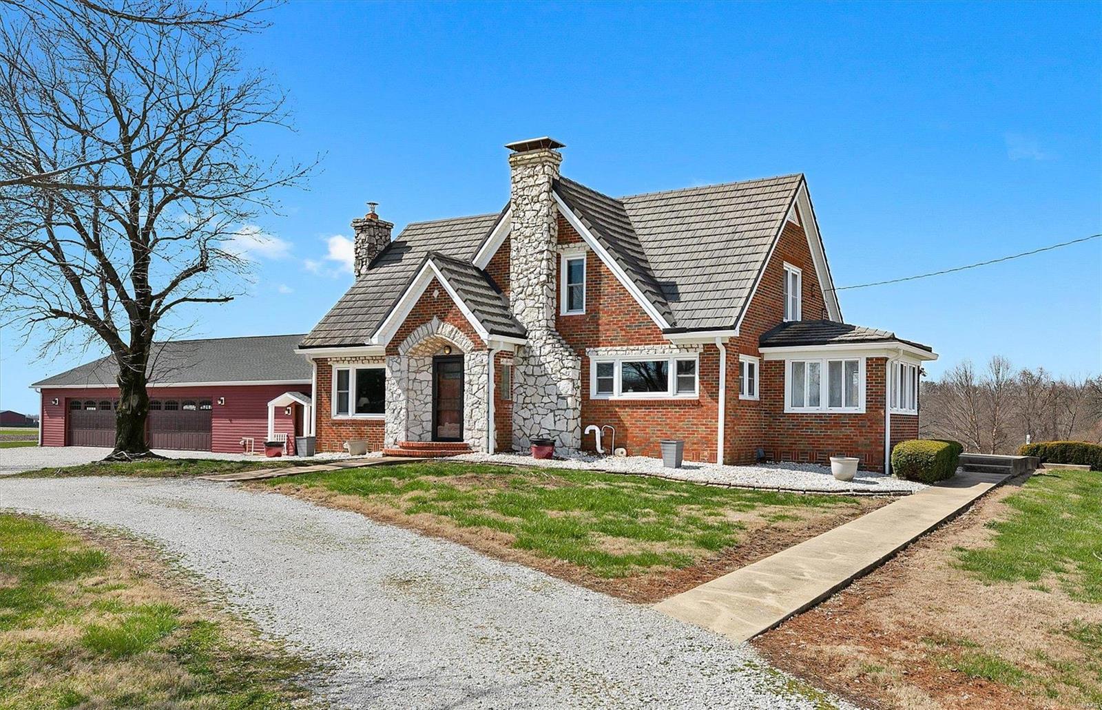 8441 Old Moro Road Dorsey, IL 62021 - Photo 4 of 80