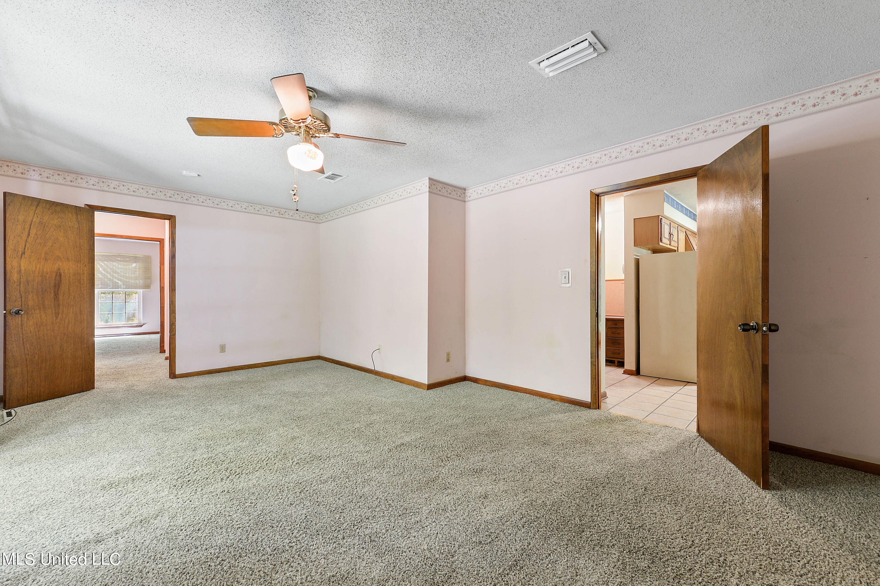 5496 Whetstone Road D'Iberville, MS 39540 - Photo 12 of 29 012
