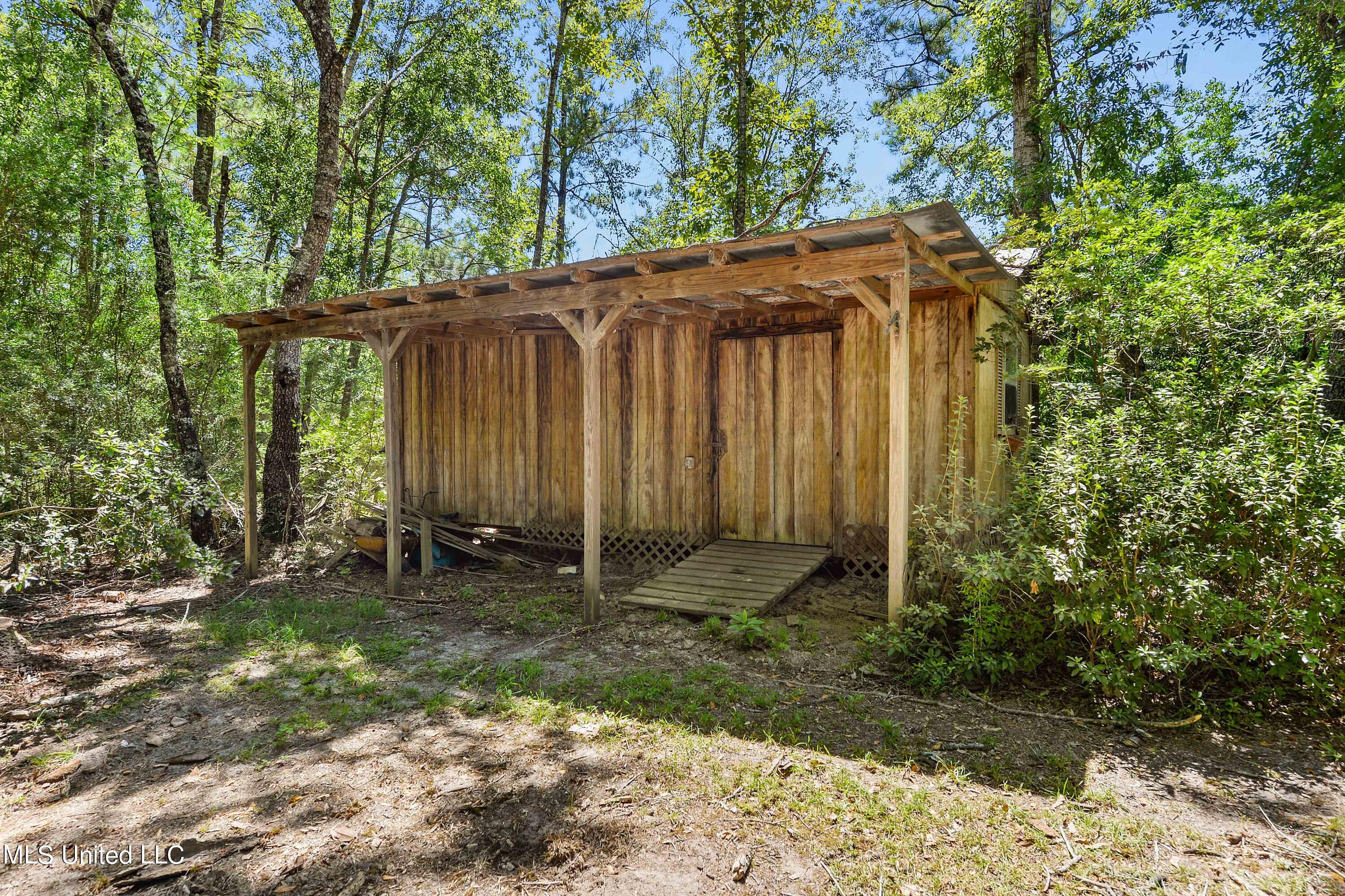 5496 Whetstone Road D'Iberville, MS 39540 - Photo 25 of 29 025