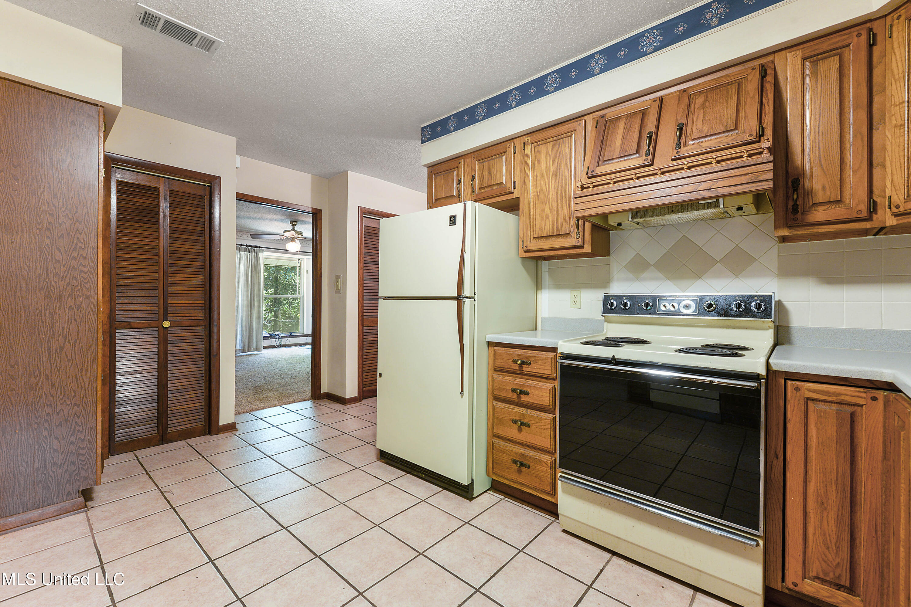 5496 Whetstone Road D'Iberville, MS 39540 - Photo 10 of 29 010