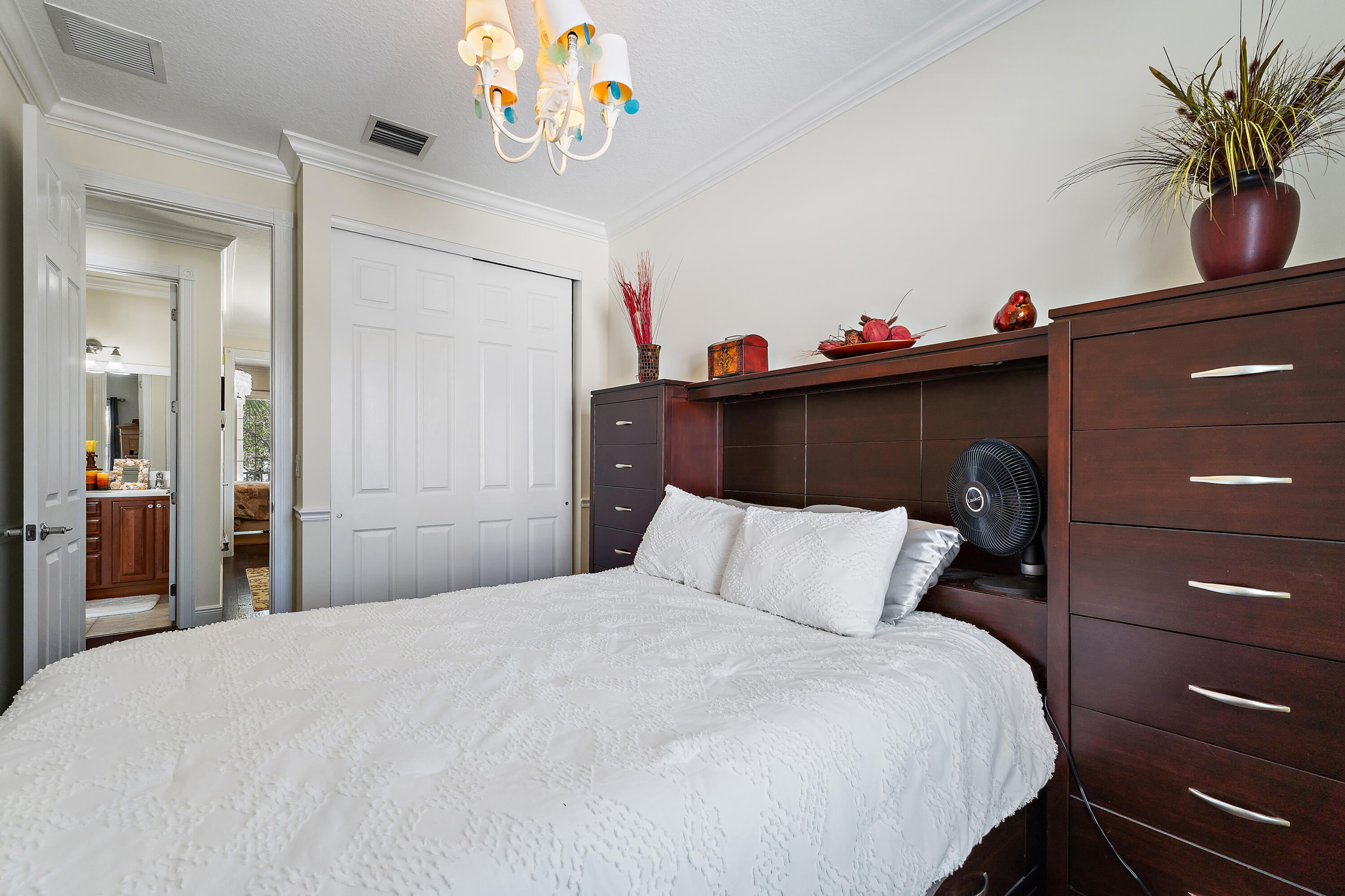 1302 Sunshine Drive Jupiter, FL 33458 - Photo 24 of 43 2nd Bedroom