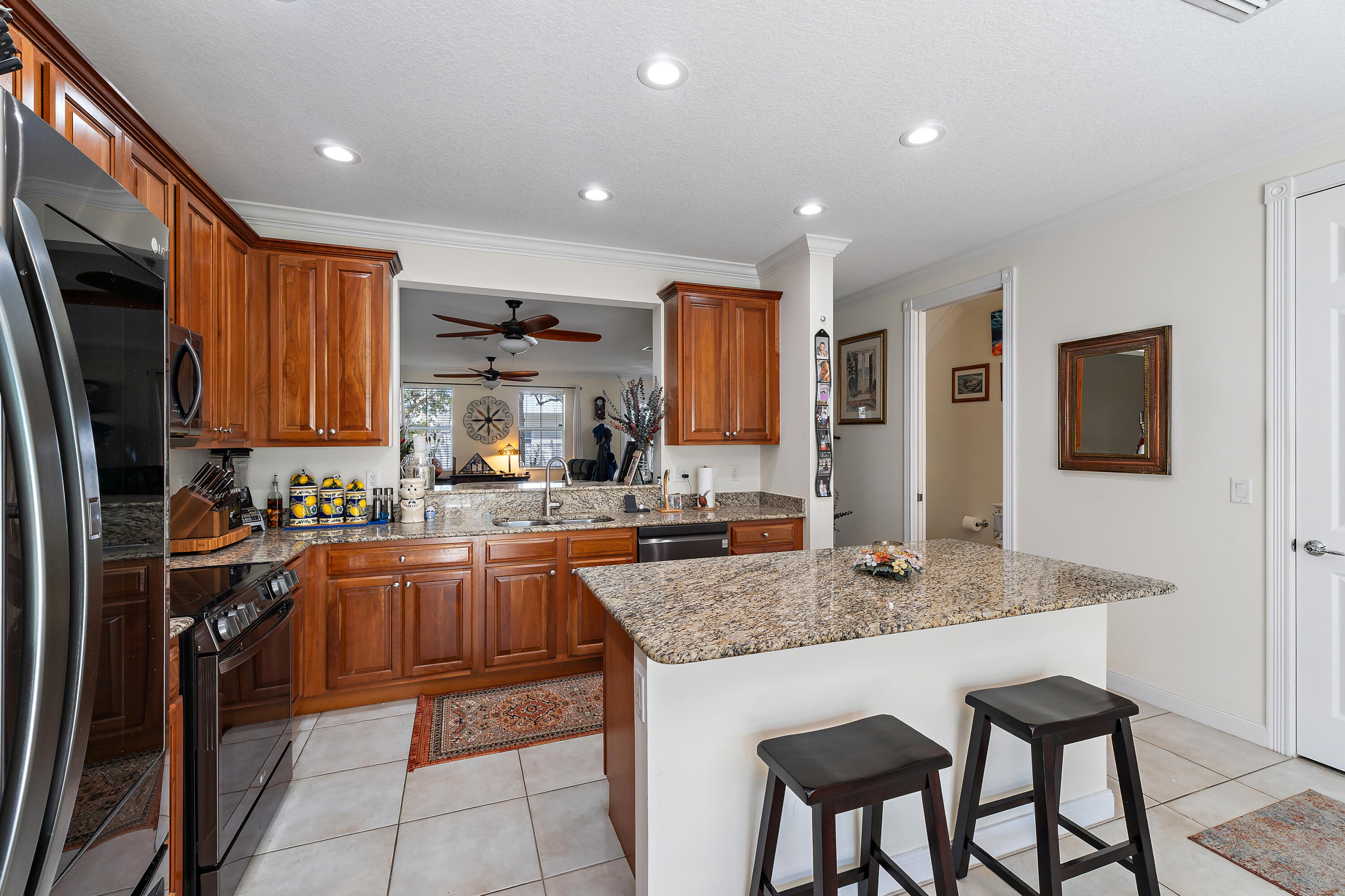 1302 Sunshine Drive Jupiter, FL 33458 - Photo 8 of 43 Kitchen