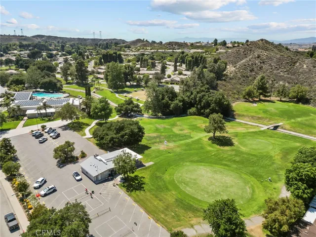 $369,888 | 19122 Avenue Of The Oaks, Unit A, Newhall, CA 91321