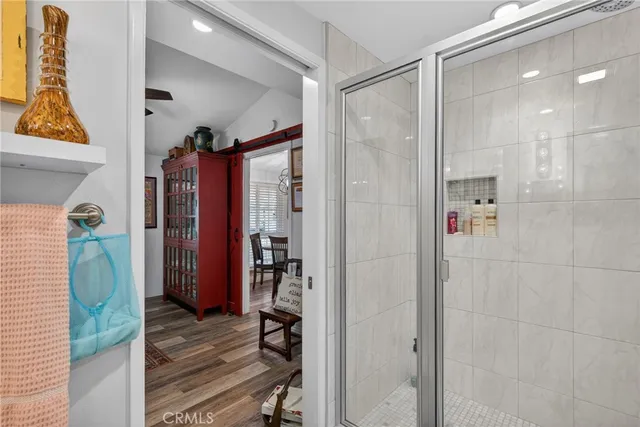 $369,888 | 19122 Avenue Of The Oaks, Unit A, Newhall, CA 91321