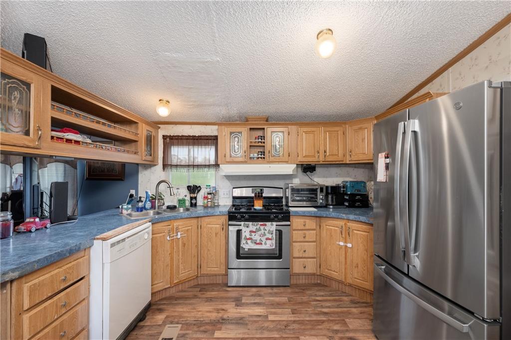 201 Waterloo Road Polk, PA 16342 - Photo 7 of 32