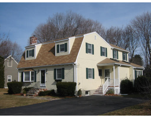 43 Pitman Road Marblehead, MA 01945 - Photo 1 of 8