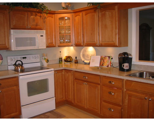 43 Pitman Road Marblehead, MA 01945 - Photo 2 of 8