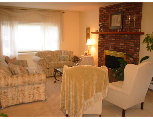 43 Pitman Road Marblehead, MA 01945 - Photo 4 of 8