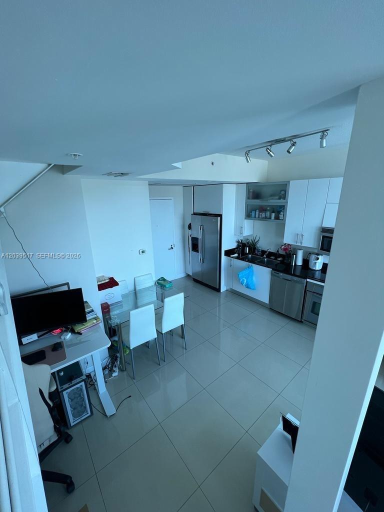 60 Southwest 13th Street, Unit 2819 Miami, FL 33130 - Photo 11 of 14