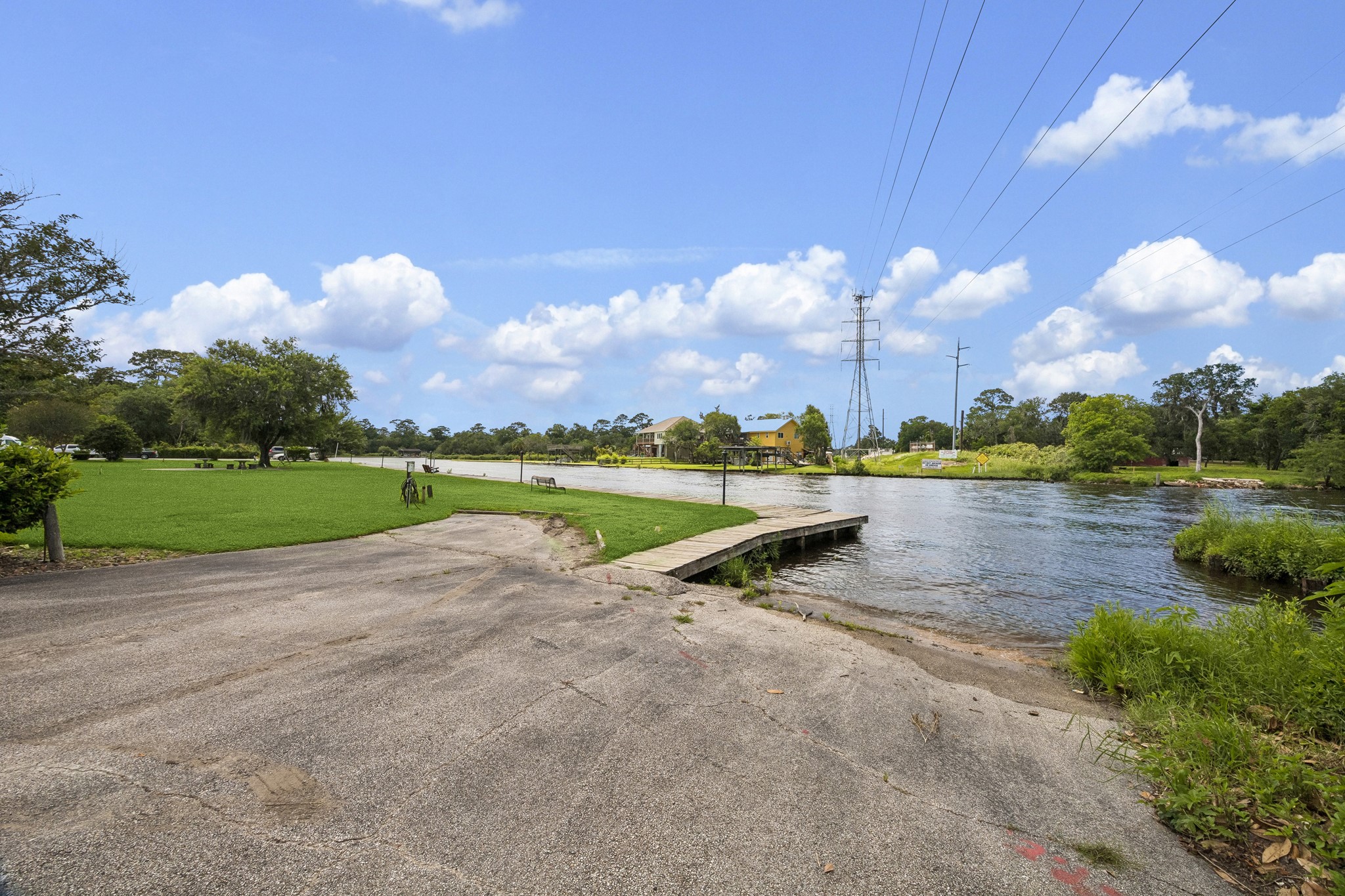 2102 Casa Rio Circle Dickinson, TX 77539 - Photo 19 of 22 A rare community amenity, unlike many communities in the area, Casa Rio residents enjoy a private community boat ramp within the neighborhood, providing convenient access to Dickinson Bayou without the crowds often found at public launches. ***Bonus ~ community is located near several public boat launches should you desire to explore further ~ Approx 3 miles to Dickinson Bayou Hwy 3 public boat ramp & 6 miles to Dickinson Bayou Hwy 146 public boat ramp!