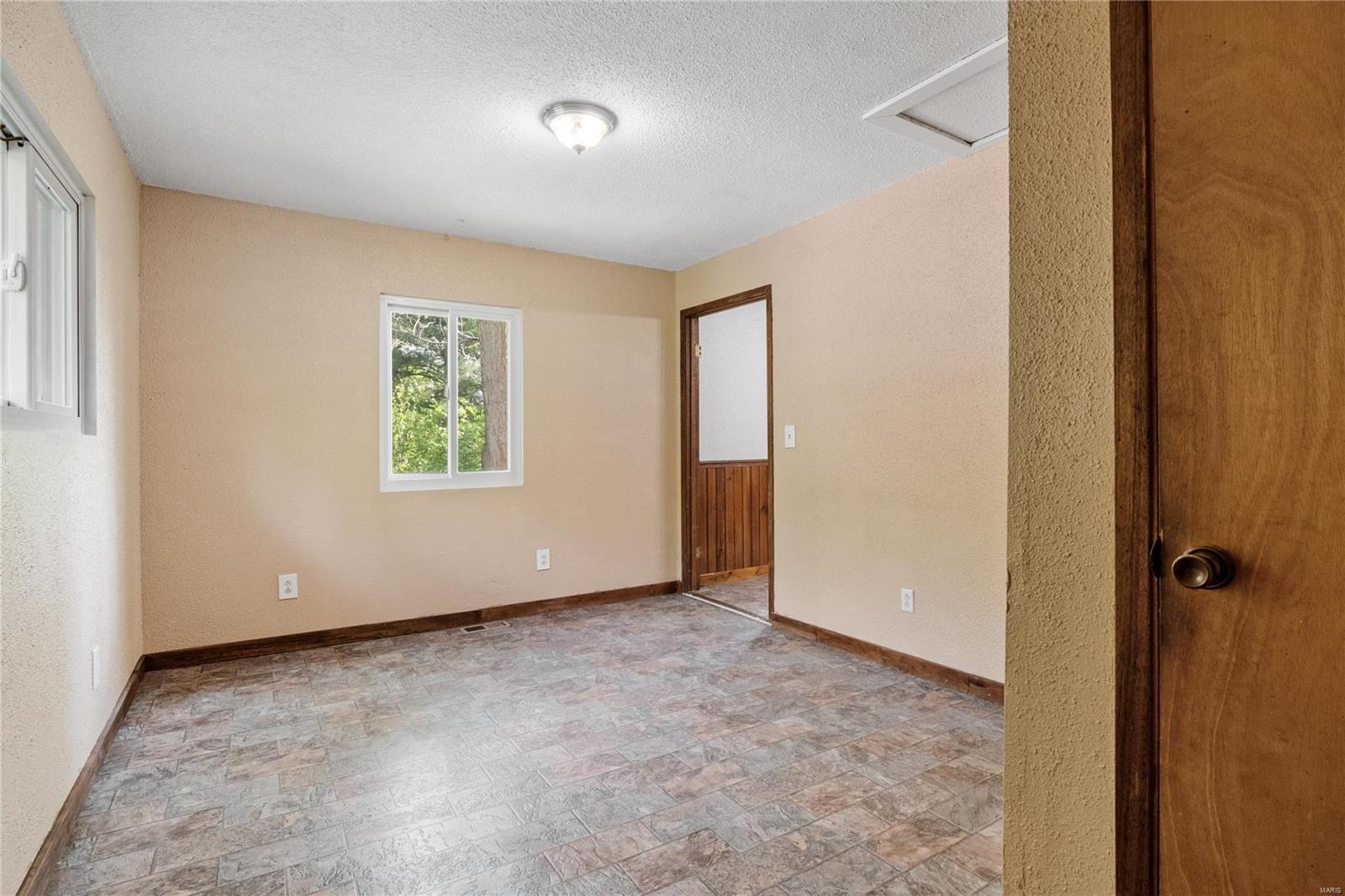 8776 Prairietown Road Dorsey, IL 62021 - Photo 12 of 30