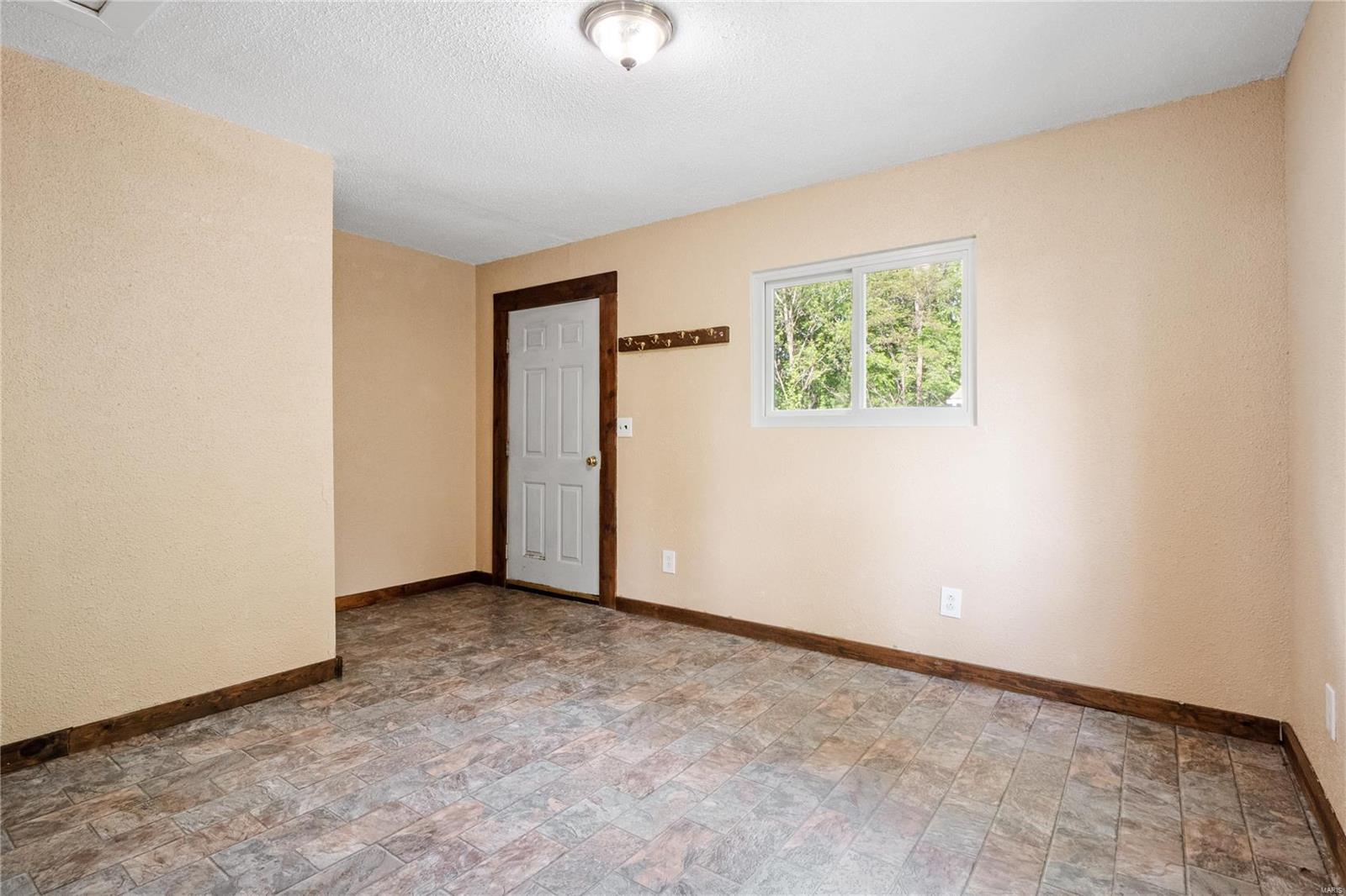 8776 Prairietown Road Dorsey, IL 62021 - Photo 13 of 30