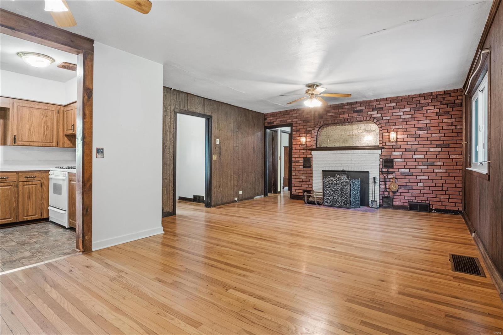 8776 Prairietown Road Dorsey, IL 62021 - Photo 5 of 30