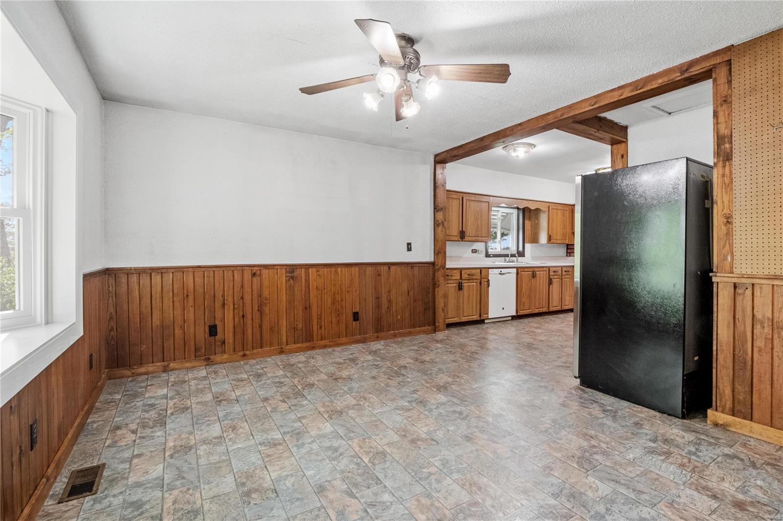 8776 Prairietown Road Dorsey, IL 62021 - Photo 10 of 30