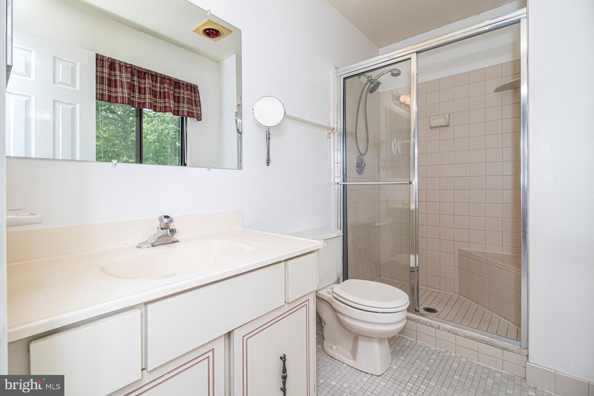 102 Hanover Court Chesterbrook, PA 19087 - Photo 18 of 27 Gallery Image 18