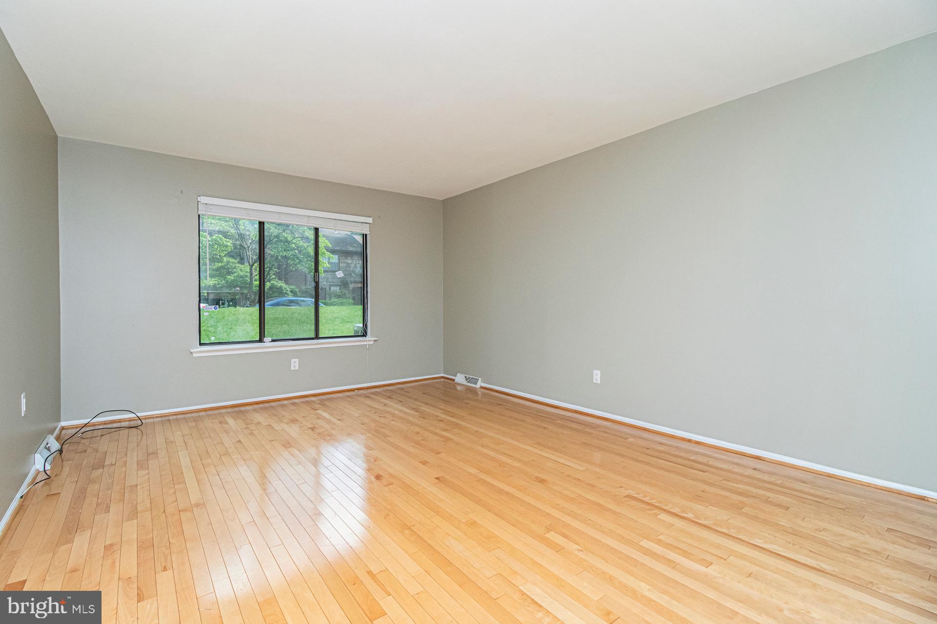 102 Hanover Court Chesterbrook, PA 19087 - Photo 4 of 27 Gallery Image 4