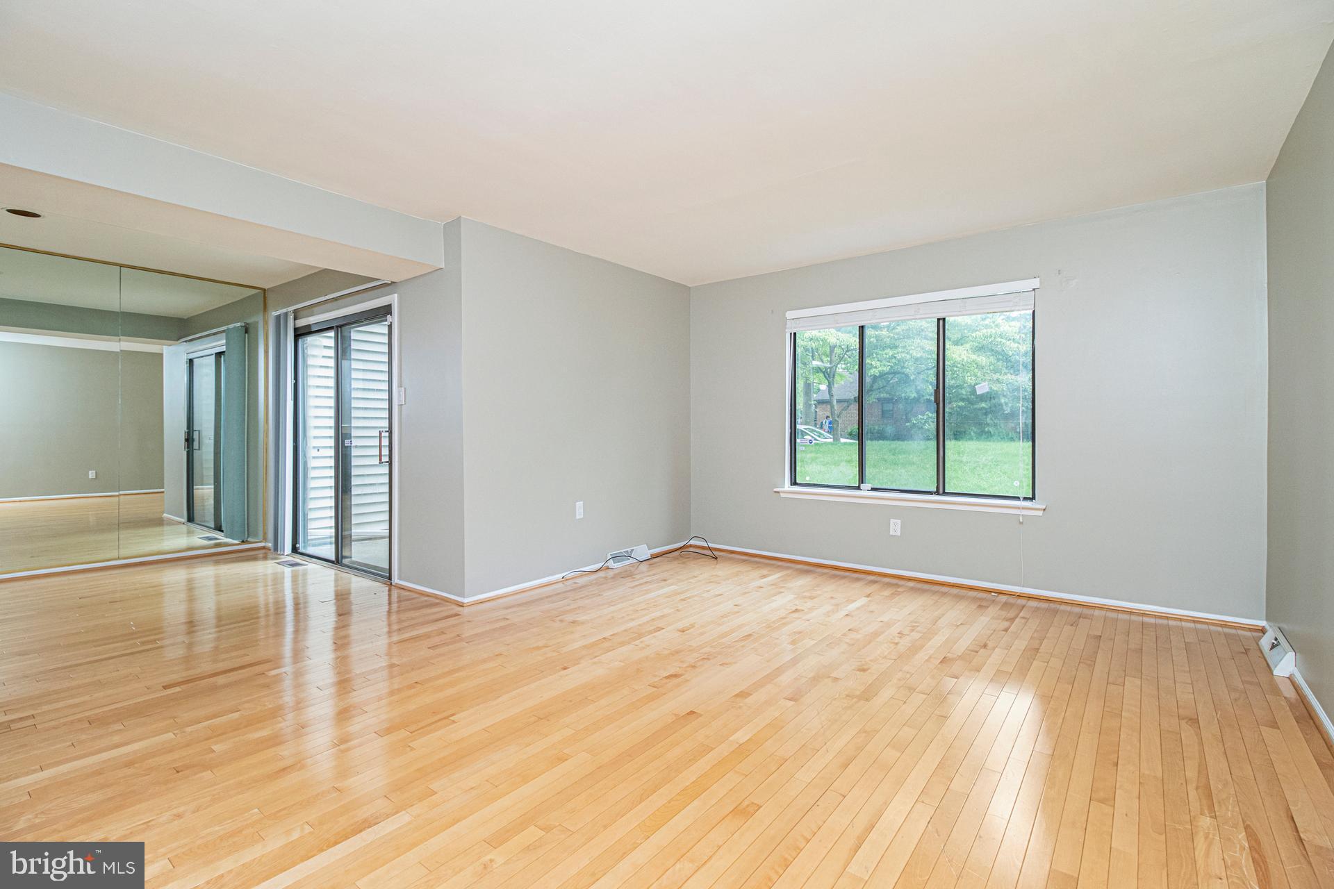 102 Hanover Court Chesterbrook, PA 19087 - Photo 5 of 27 Gallery Image 5