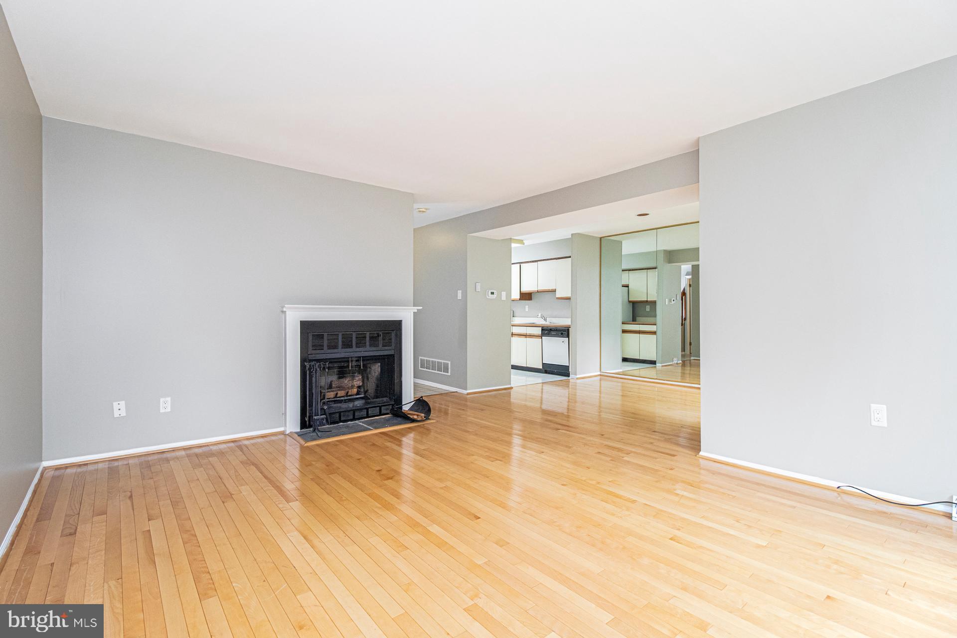102 Hanover Court Chesterbrook, PA 19087 - Photo 7 of 27 Gallery Image 7