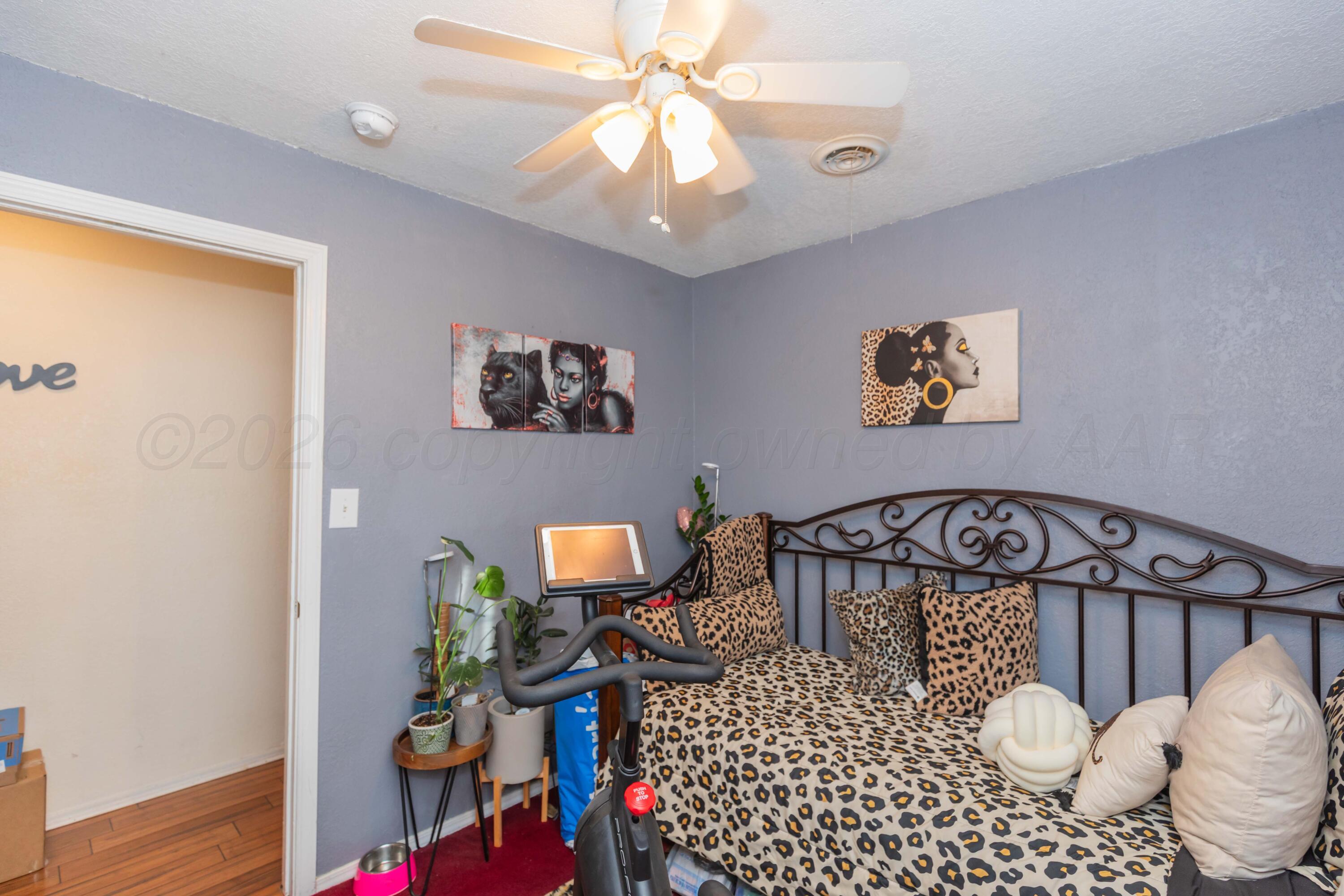 2010 North Adams Street Amarillo, TX 79107 - Photo 20 of 24 BEDROOM 4 VIEW 2