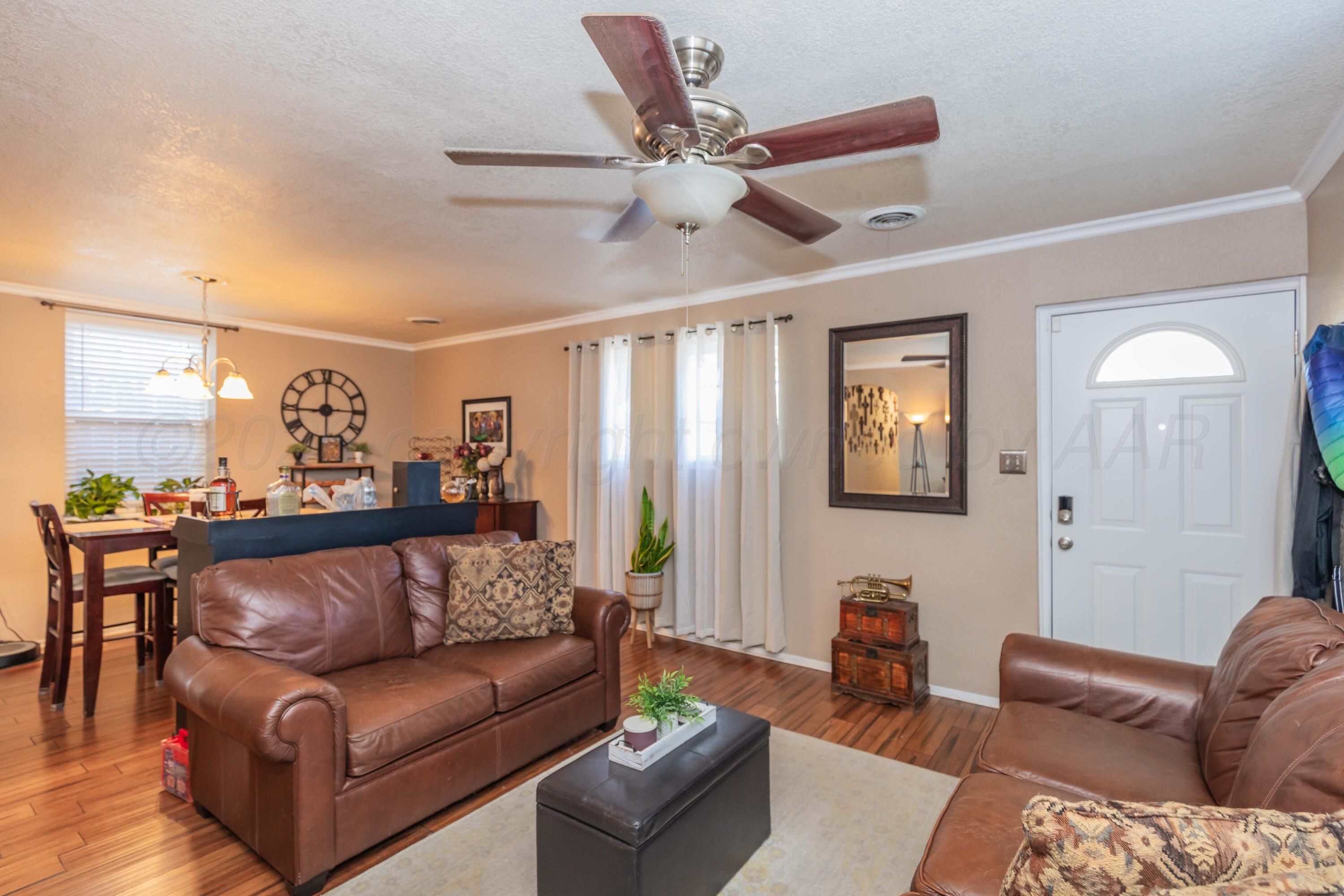 2010 North Adams Street Amarillo, TX 79107 - Photo 4 of 24 LIVING ROOM VIEW 3