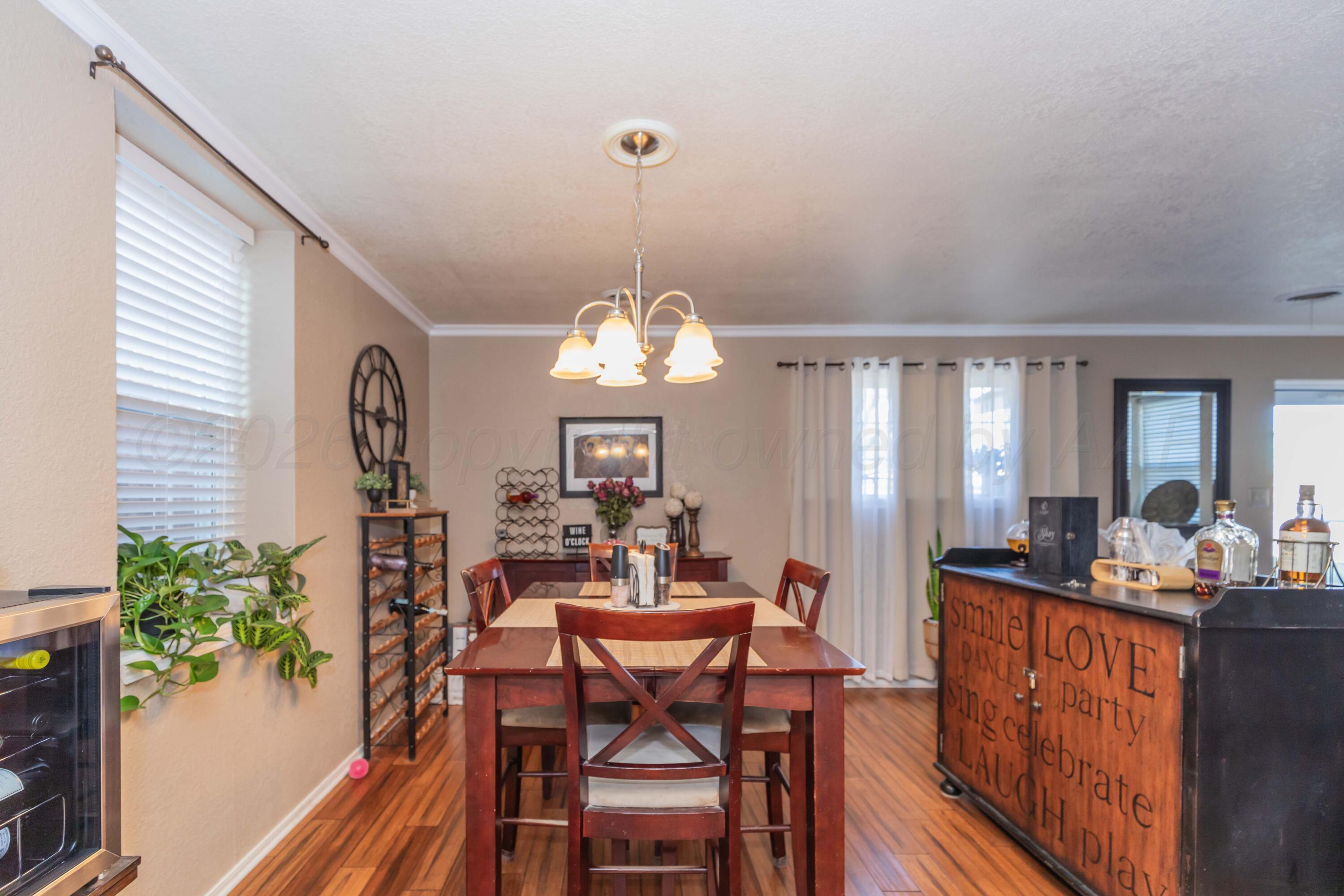 2010 North Adams Street Amarillo, TX 79107 - Photo 6 of 24 DINING VIEW 3