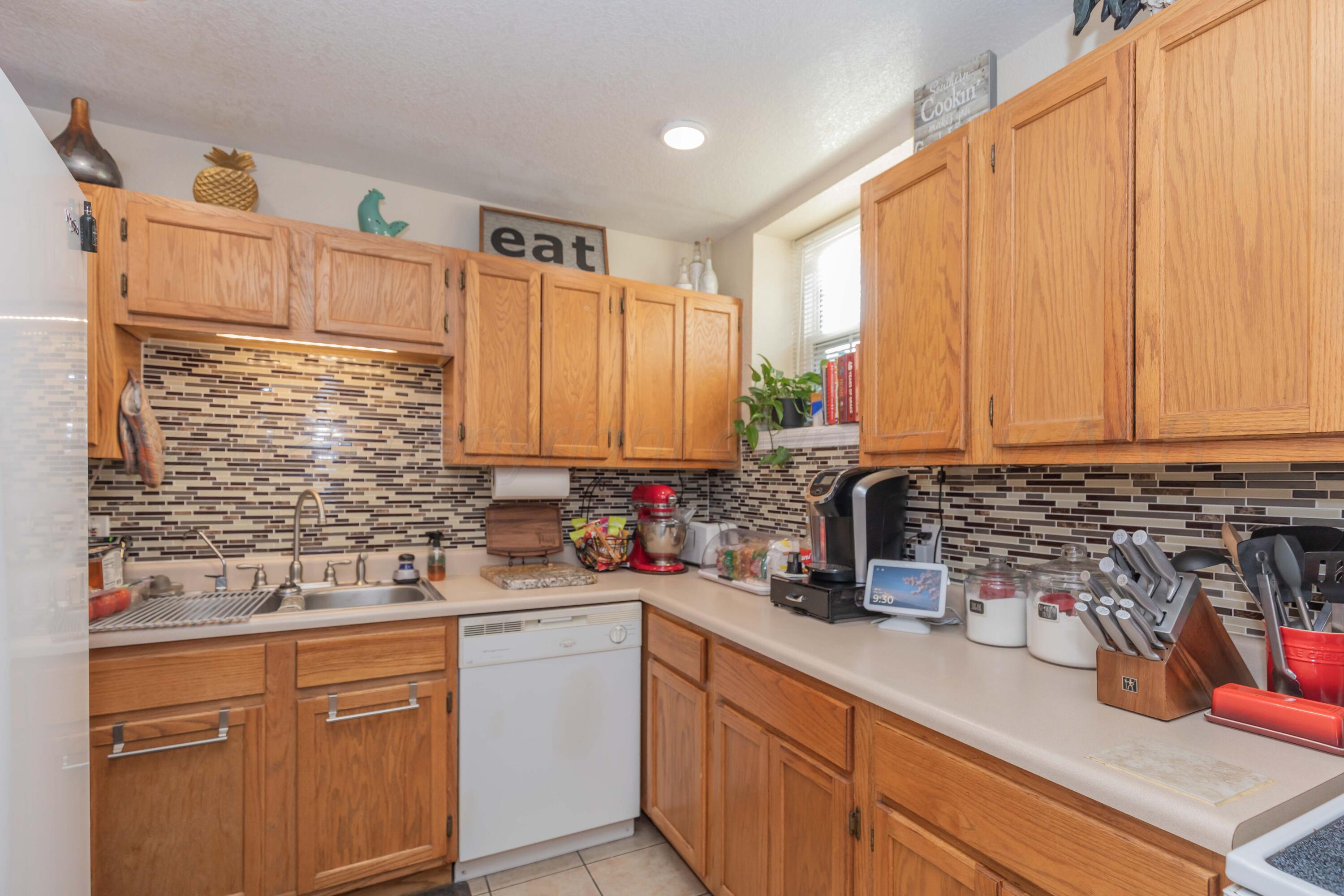 2010 North Adams Street Amarillo, TX 79107 - Photo 8 of 24 KITCHEN VIEW 2