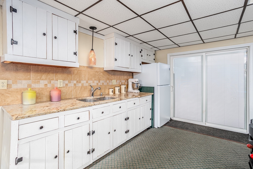 378 Rondeau Street Palmer, MA 01069 - Photo 11 of 29