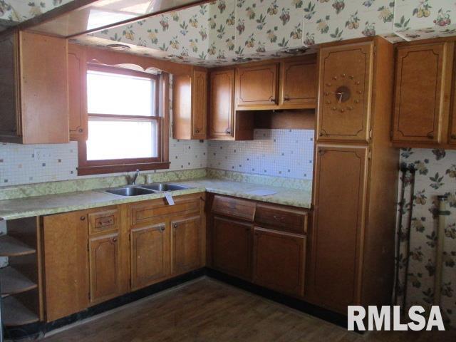 501 North Lafayette Street Macomb, IL 61455 - Photo 14 of 27