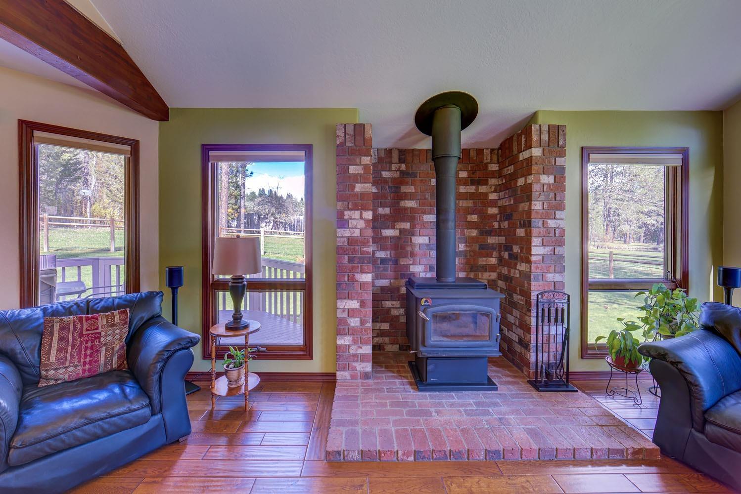 3600 Hugo Road Merlin, OR 97532 - Photo 11 of 34 Additional Photo