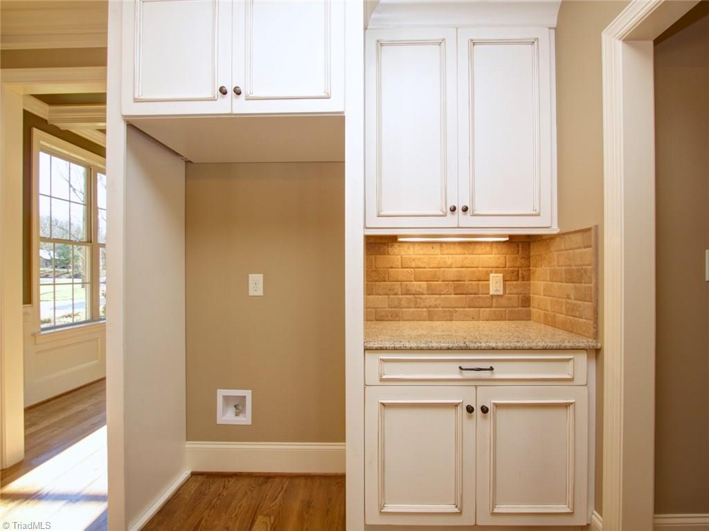 8424 Linville Road Oak Ridge, NC 27310 - Photo 10 of 30