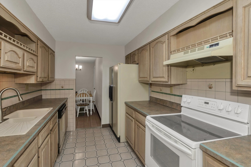 91 Partridge Lane, Unit 91 Chicopee, MA 01022 - Photo 10 of 26