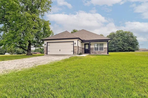 $334,400 | 1125 Waynoka Drive, Sardinia, OH 45171