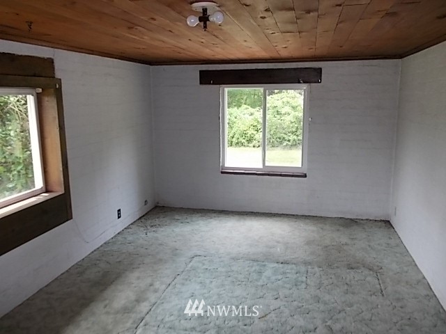 10538 Gate Road Southwest Olympia, WA 98512 - Photo 10 of 25