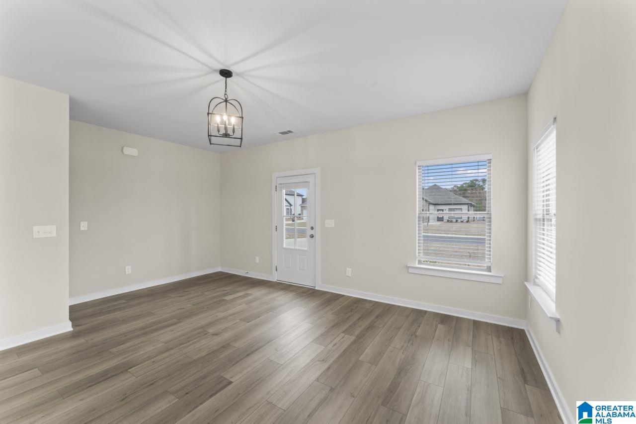 151 Kings Way Jasper, AL 35503 - Photo 5 of 35