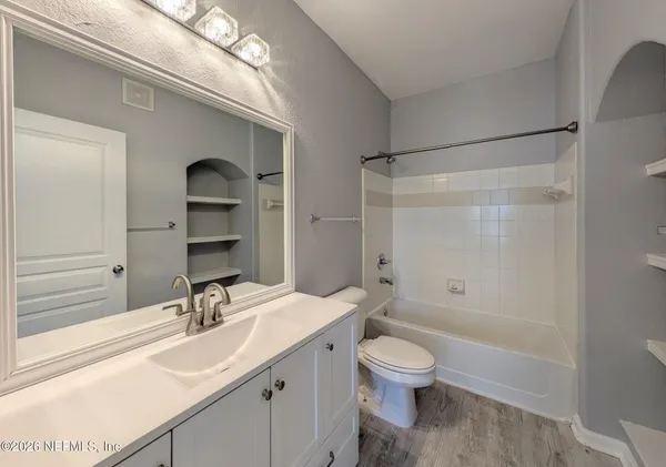 $908 | 8290 Gate Parkway West, Unit 147, Jacksonville, FL 32216