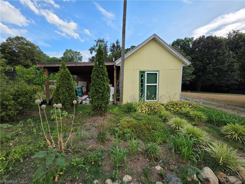 6045 Bringle Ferry Road Salisbury, NC 28146 - Photo 27 of 29