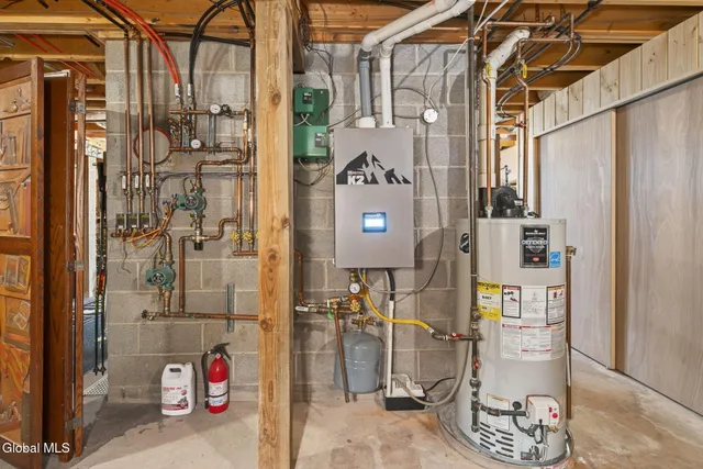 $700,000 | 345 Wesley Acres Road, Hunter, NY 12436