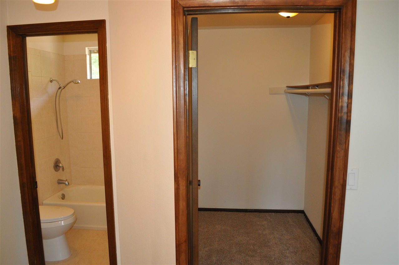 24126 Rutherford Road Ramona, CA 92065 - Photo 16 of 20