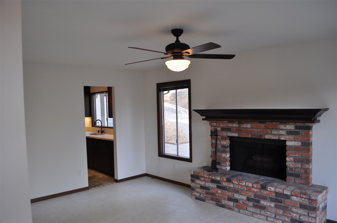 24126 Rutherford Road Ramona, CA 92065 - Photo 8 of 20