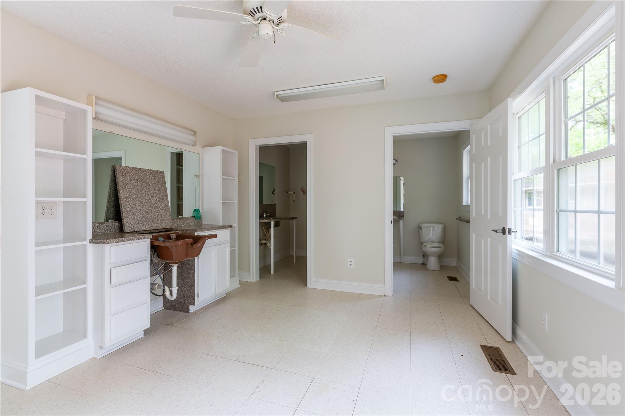 1224 Loop Road Hookerton, NC 28538 - Photo 23 of 47 a view of a living room