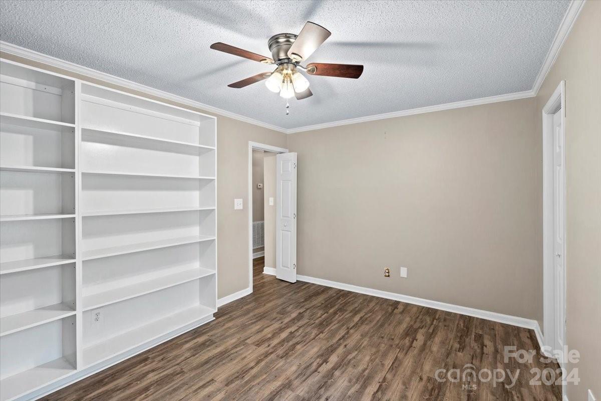 1769 Robinwood Road Gastonia, NC 28054 - Photo 17 of 23 Gallery Image 17