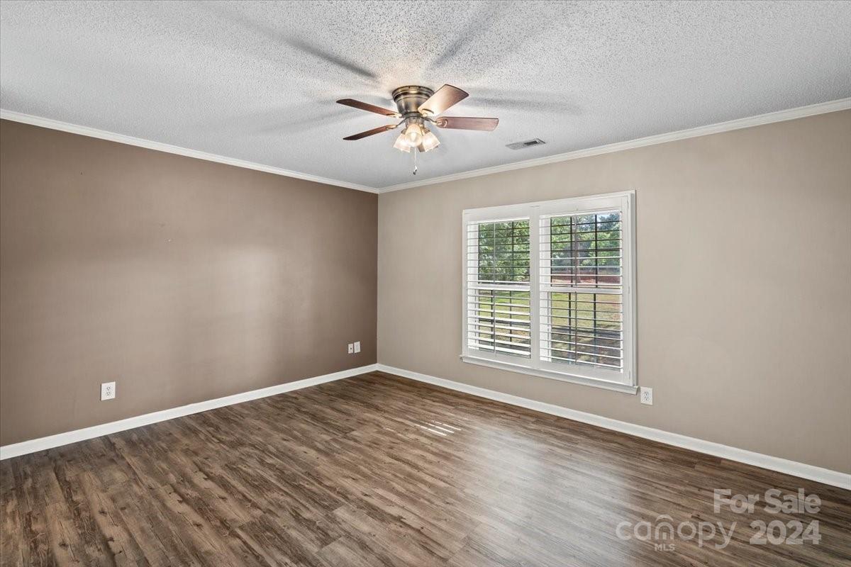 1769 Robinwood Road Gastonia, NC 28054 - Photo 21 of 23 Gallery Image 21