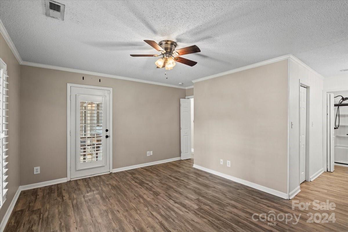 1769 Robinwood Road Gastonia, NC 28054 - Photo 7 of 23 Gallery Image 7