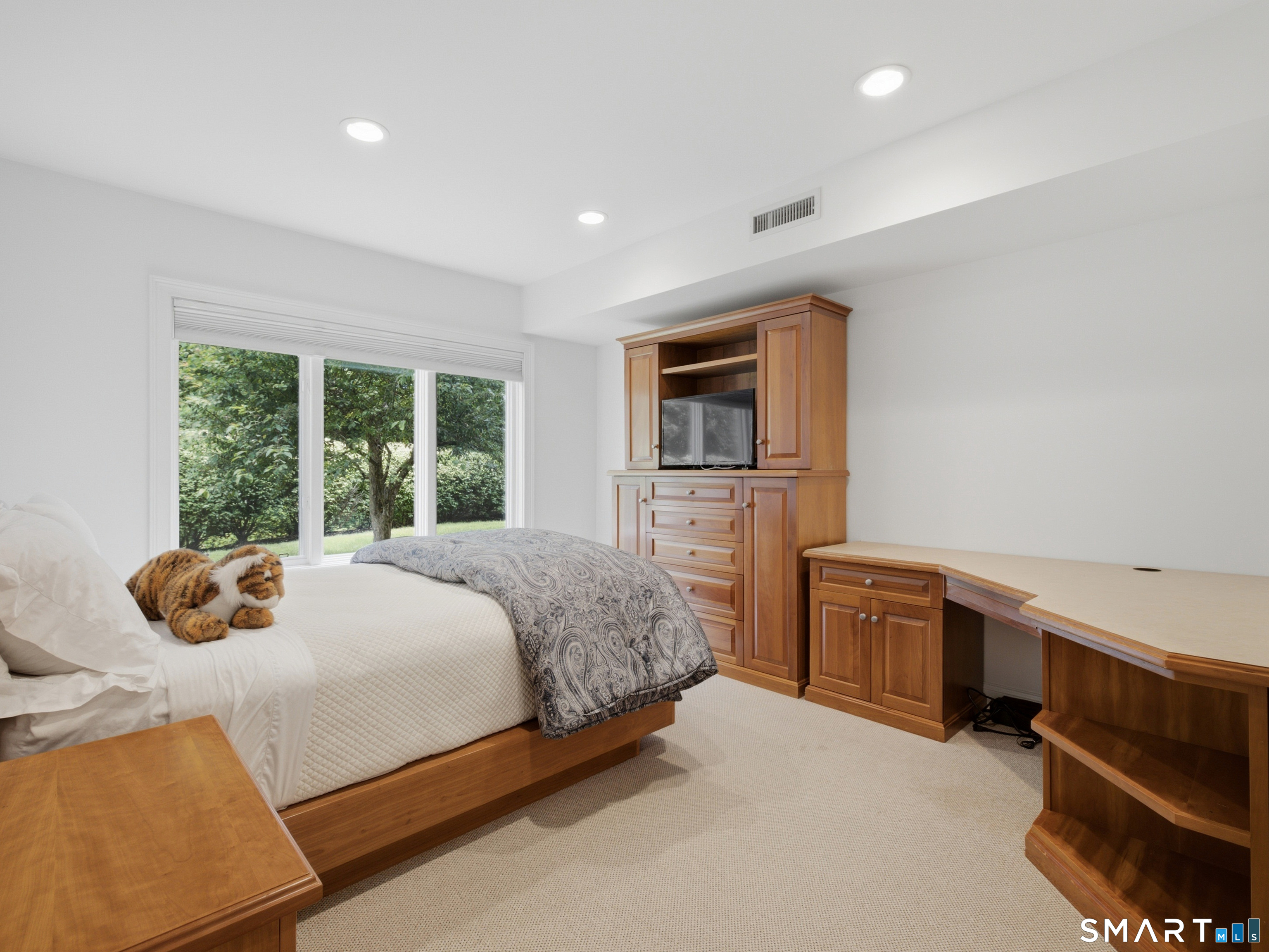 2 Shirecrest, Unit 2 Avon, CT 06001 - Photo 31 of 39