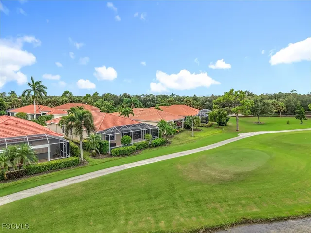 a view of a house with a big yard